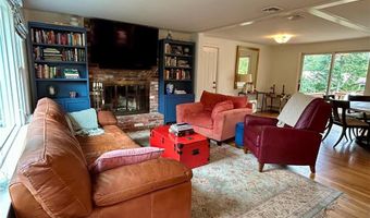 19 Terrace Dr, East Greenwich, RI 02818