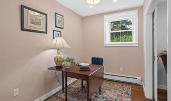 20 Martingale Rd, Amherst, NH 03031