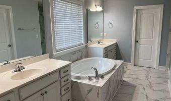 121 Red Bark Ct, Apex, NC 27539