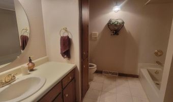 403 NE 22nd Ave, Aberdeen, SD 57401
