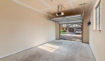 19 Parkplace N, Allen Park, MI 48101