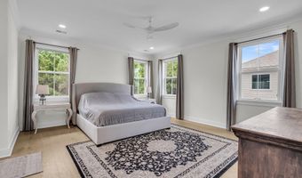 1068 Capersview Ct, Awendaw, SC 29429