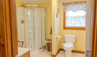 458 Bonnyvale Rd, Brattleboro, VT 05301