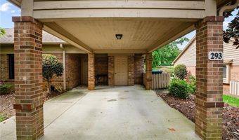 293 Hollybrook Dr, Advance, NC 27006