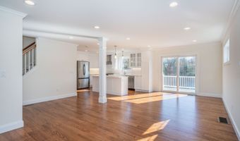 975 High Rd, Berlin, CT 06037