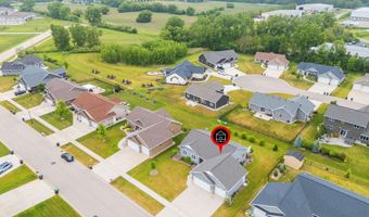 2066 W HERON Ln, Appleton, WI 54913