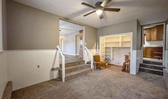 815 N 7th St, Arkansas City, KS 67005