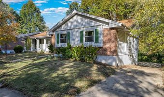 1115 Dutch Mill Dr, Ballwin, MO 63011