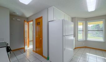 112 River Oaks Dr, Bainbridge, GA 39819