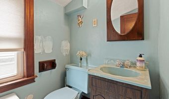 79 Park St, Arlington, MA 02474