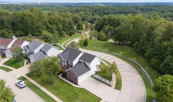 720 Rose Haven Ct, Ballwin, MO 63021