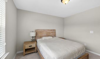 2430 Braxton Wood Ln, Apex, NC 27523