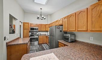 4376 Arden View Ct, Arden Hills, MN 55112