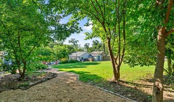 702 Dewoody Dr, Bentonville, AR 72712
