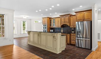 203 Heighton Ct, Alcoa, TN 37701