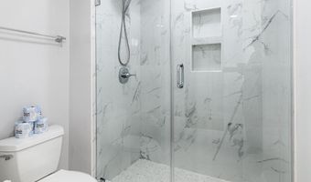 20752 LAPLUME, Ashburn, VA 20147