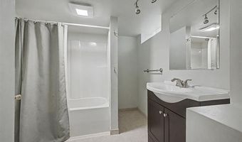 9952 Park Ave, Allen Park, MI 48101