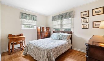 604 DAVIS Rd, Barrington, NJ 08007