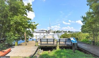 923 BREAKWATER Dr, Annapolis, MD 21403