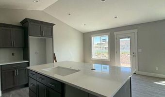 5985 Maggie Dr, Idaho Falls, ID 83402