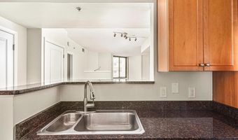 851 N GLEBE Rd N 601, Arlington, VA 22203