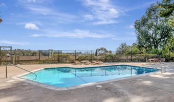 7700 Parkway Dr 17, La Mesa, CA 91942