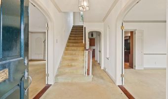3246 N ABINGDON St, Arlington, VA 22207