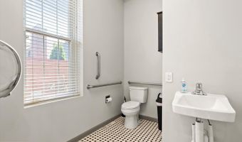 1 CHURCH St, Allentown, NJ 08501