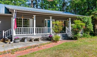519 Country Club Dr W, Arapahoe, NC 28510