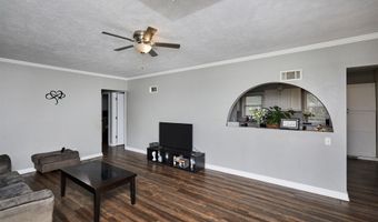 3944 42nd St, Des Moines, IA 50310
