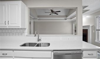 1027 Regency Dr, Acworth, GA 30102