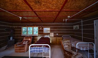 Luke Road, Amasa, MI 49903