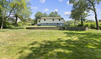 1715 Musso View Ave, Cheshire, CT 06410