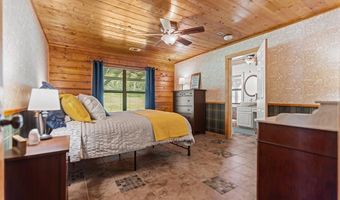 1784 5, Alto, TX 75925