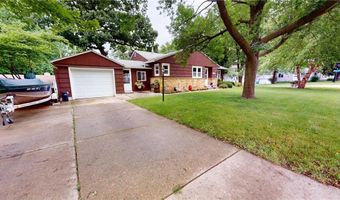 1402 W Clark St, Albert Lea, MN 56007