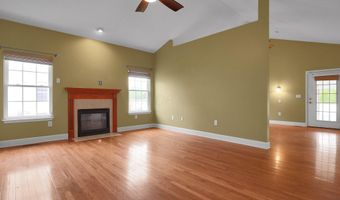 3040 Clifford Ave, Ashville, OH 43103