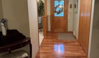 1899 Eisenhower Cir, Aberdeen, SD 57401