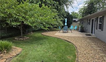 204 SW G St, Bentonville, AR 72712