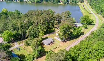 35 DOGWOOD St, West Point, GA 31833