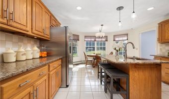 34 Finch Ln, North Kingstown, RI 02874