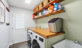 7643 Brannon Dr, Anderson Twp., OH 45255