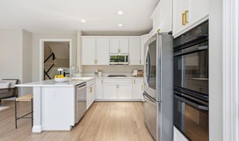 1719 22ND Ct N, Arlington, VA 22209