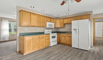118 W Hawley St, Amboy, IL 61310