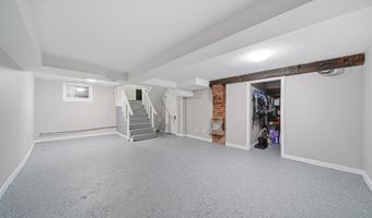 121 Dallas St, Adrian, MI 49221