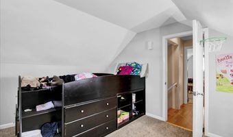 1688 North Ave, Burlington, VT 05408