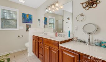 41 Sunview Cir, Arden, NC 28704