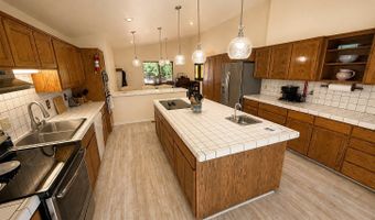 17053 EASTWOOD Ln, Brookings, OR 97415