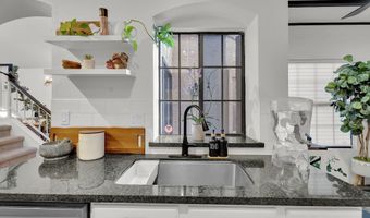 2345 W SHAWNEE Dr, Chandler, AZ 85224