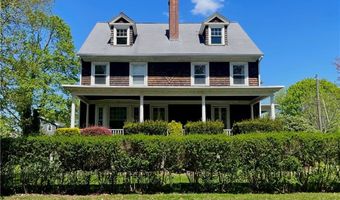 45 Woodlawn Ave 3, Bristol, RI 02809