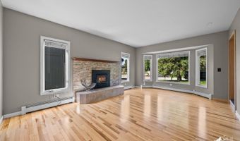 12950 Summer Cir, Anchorage, AK 99516